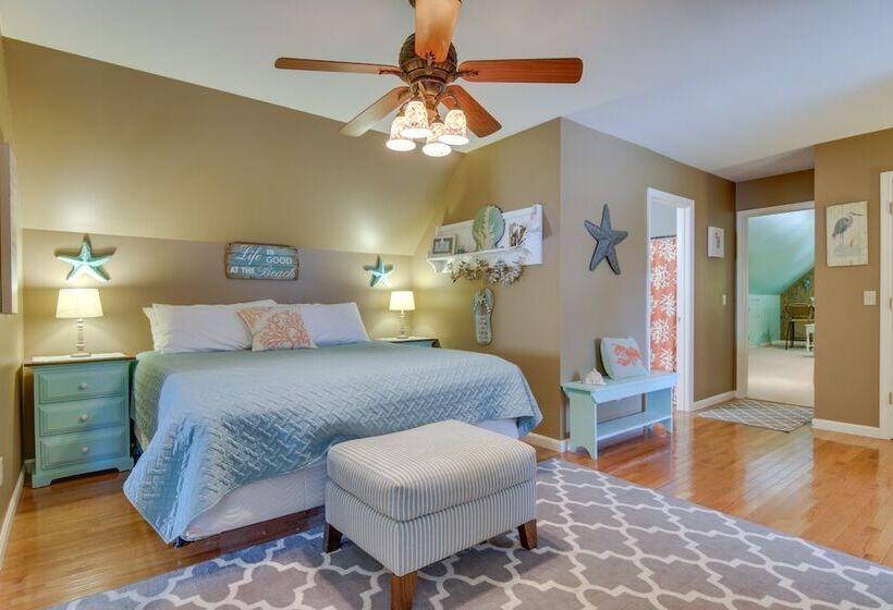 Spacious + Family Friendly Home In Chincoteague!