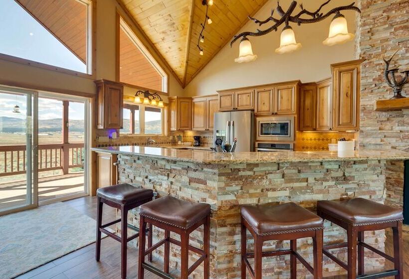 Hot Tub & Fire Pit: Idyllic Getaway In Angel Fire!