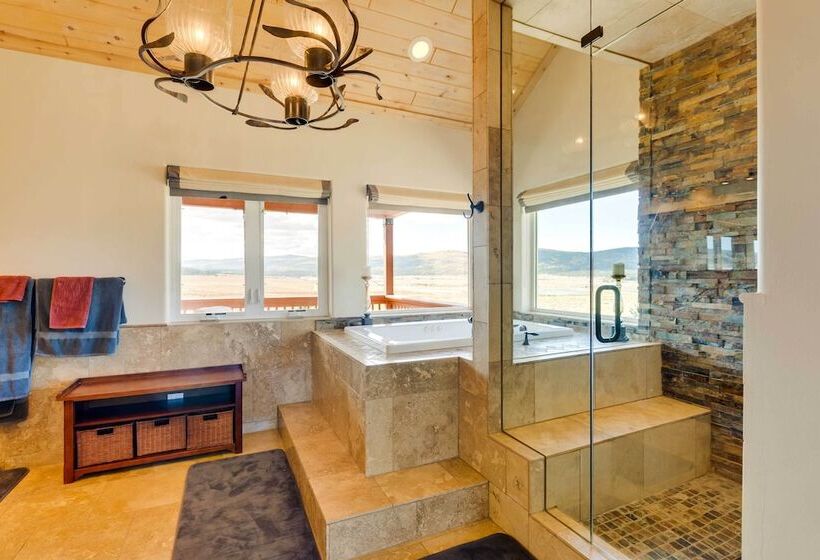 Hot Tub & Fire Pit: Idyllic Getaway In Angel Fire!