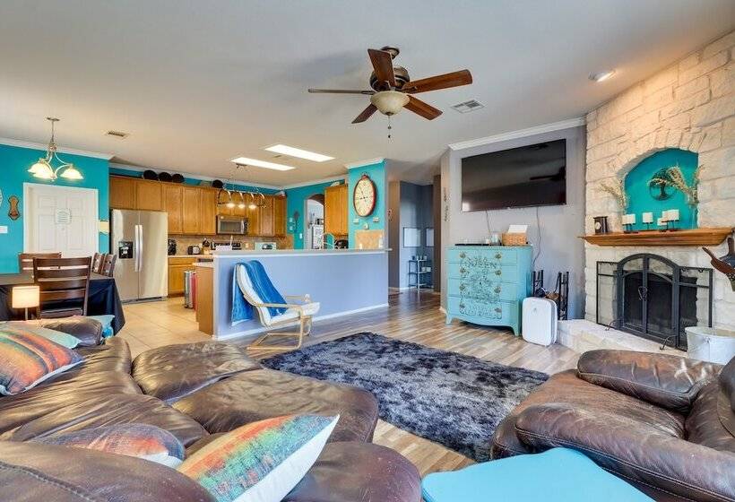 Pet Friendly Austin Area Home W/ Outdoor Oasis