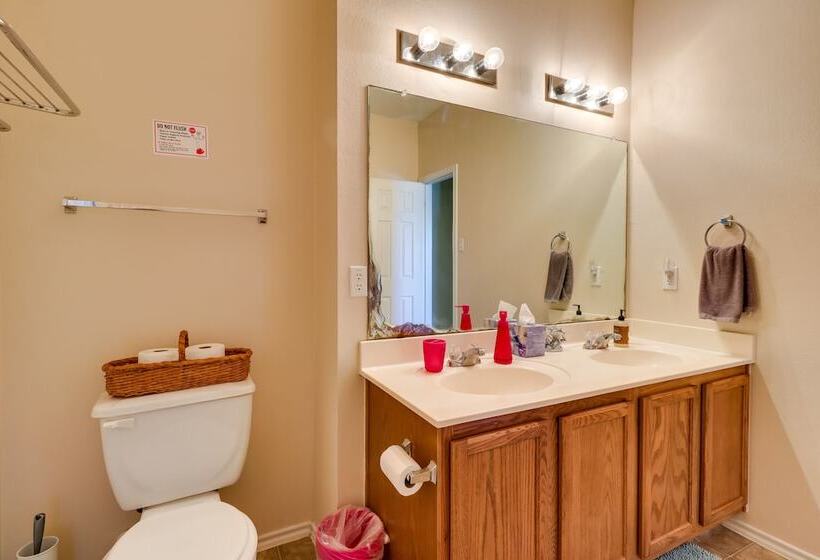 Pet Friendly Austin Area Home W/ Outdoor Oasis