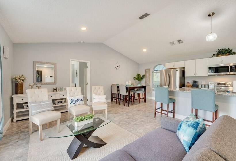 Spacious Kissimmee Family Home W/ Pool & Patio!