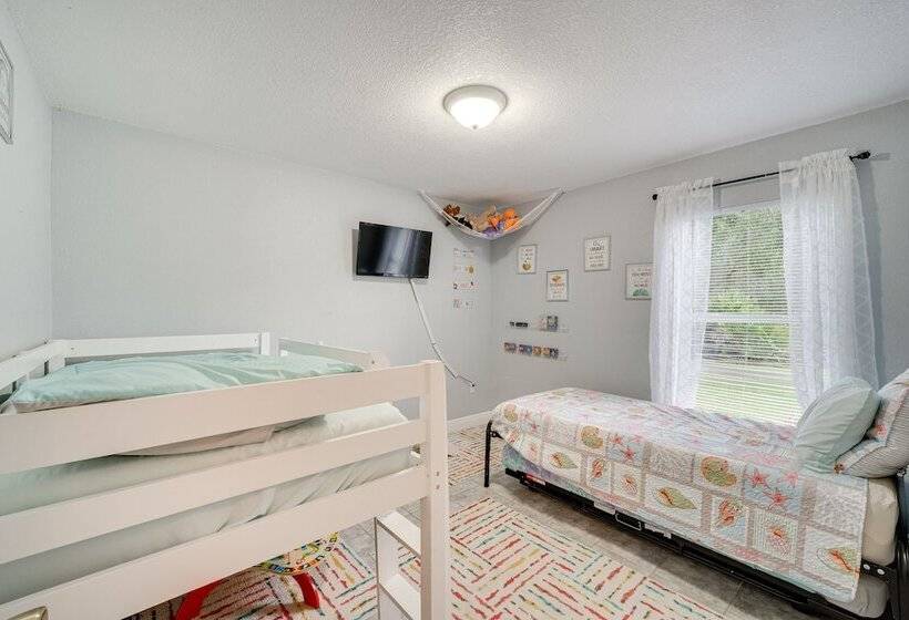 Spacious Kissimmee Family Home W/ Pool & Patio!