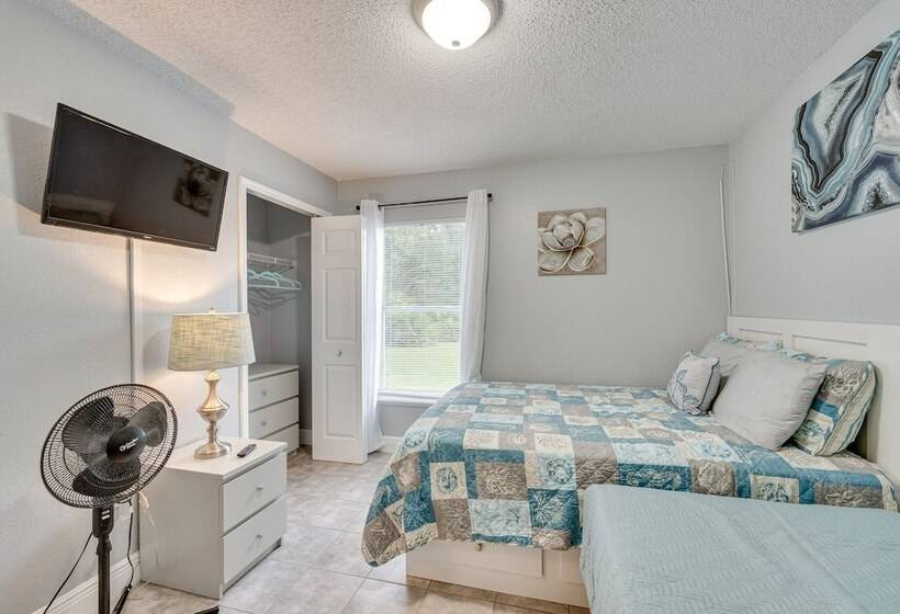 Spacious Kissimmee Family Home W/ Pool & Patio!