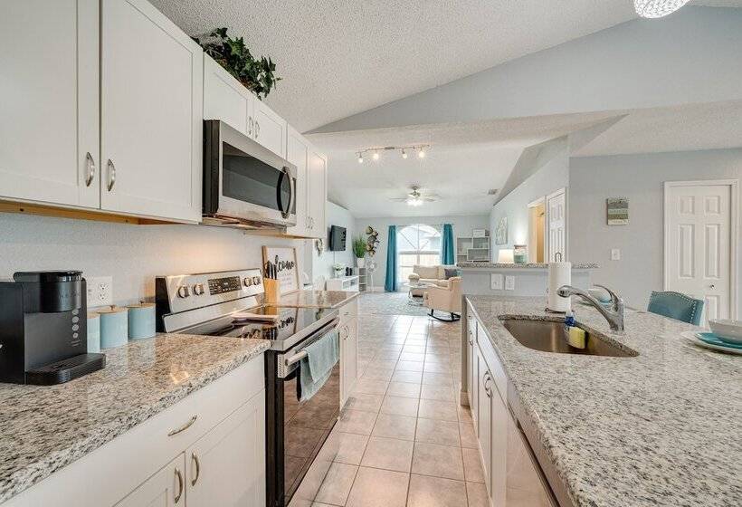 Spacious Kissimmee Family Home W/ Pool & Patio!