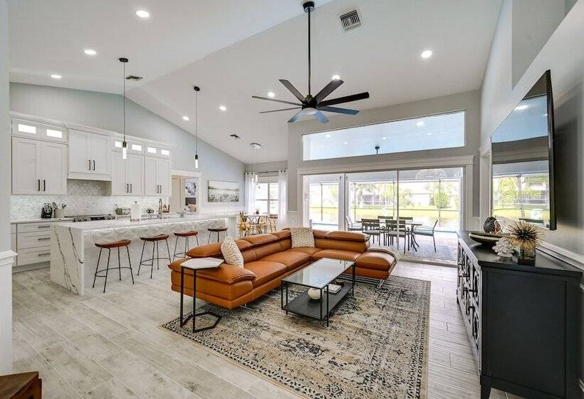 Stunning Naples Home W/ Pool, Patio, Water Views