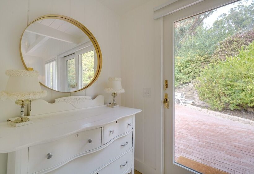 Stunning Ventura Cottage W/ Deck + Ocean View!