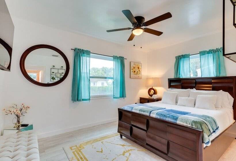 Stylish Miami Home: 2 Mi To Intracoastal Waterway!