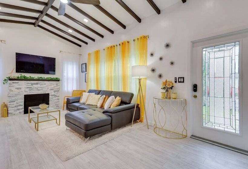 Stylish Miami Home: 2 Mi To Intracoastal Waterway!