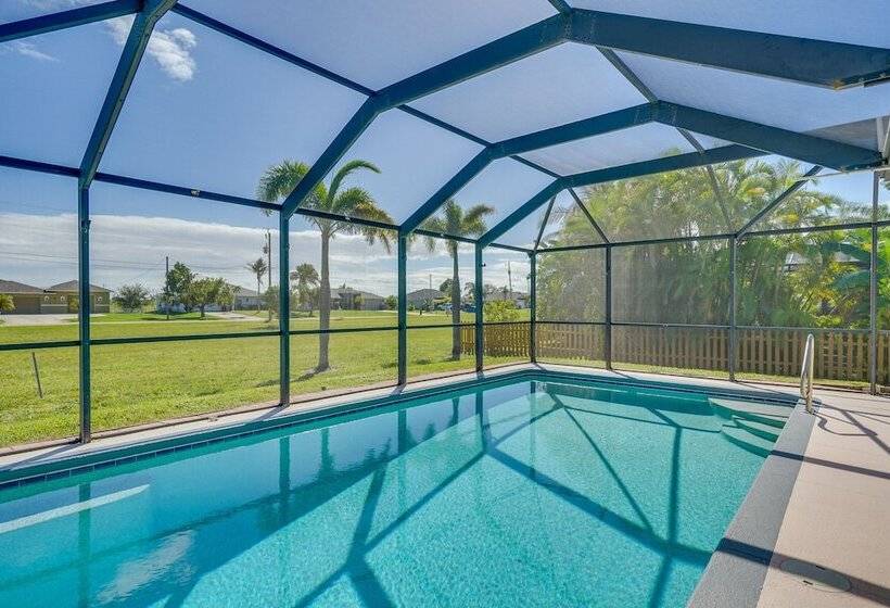 Furnished Lanai + Pool: Sunlit Cape Coral Getaway!