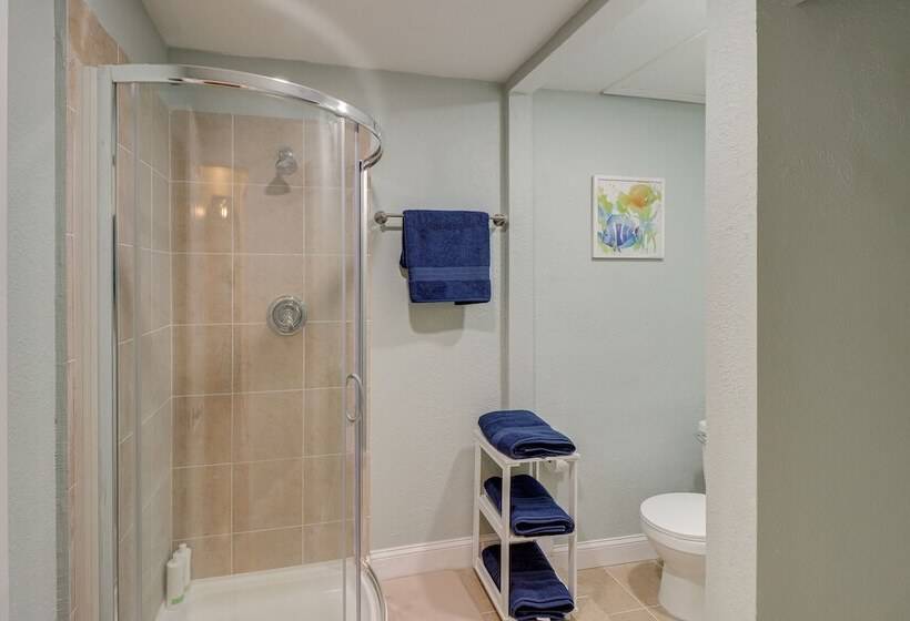 Sunny Ocala Home W/ Private Pool & Hot Tub!