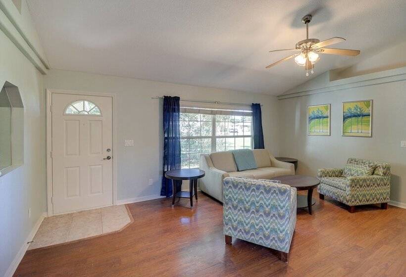 Sunny Ocala Home W/ Private Pool & Hot Tub!