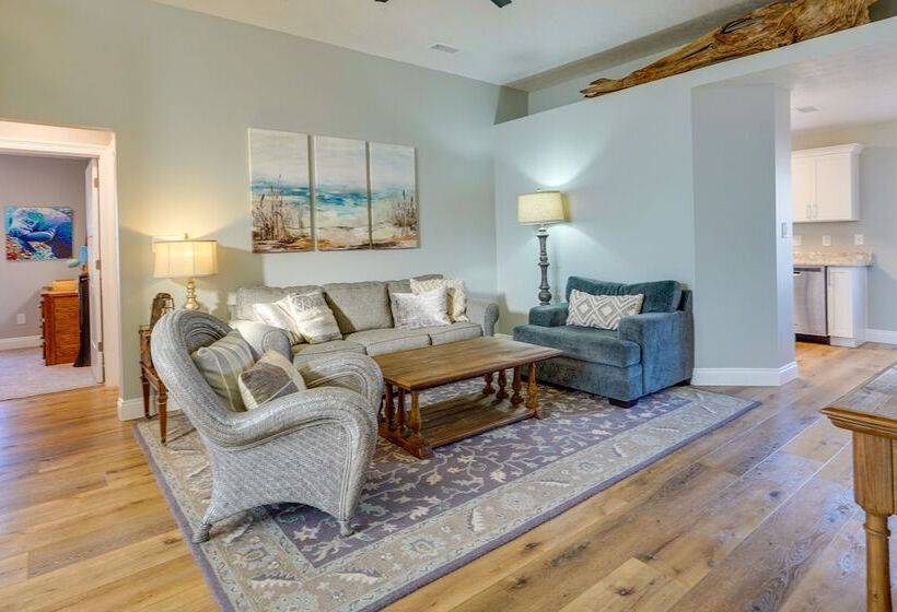 Family Friendly Pcb Vacation Rental, Walk To Beach