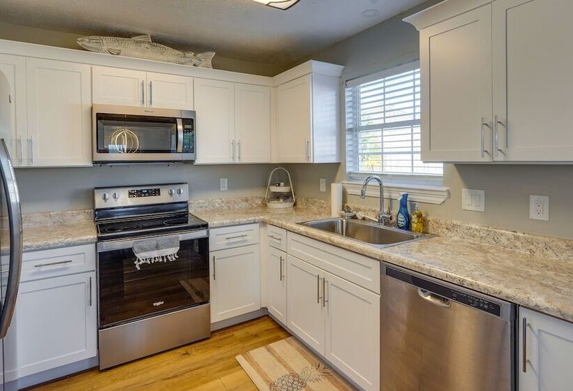 Family Friendly Pcb Vacation Rental, Walk To Beach