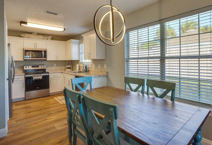Family Friendly Pcb Vacation Rental, Walk To Beach