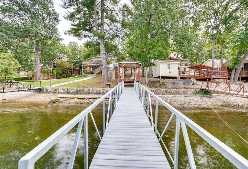 Lakefront Home W/ Private Dock In Sunrise Beach!