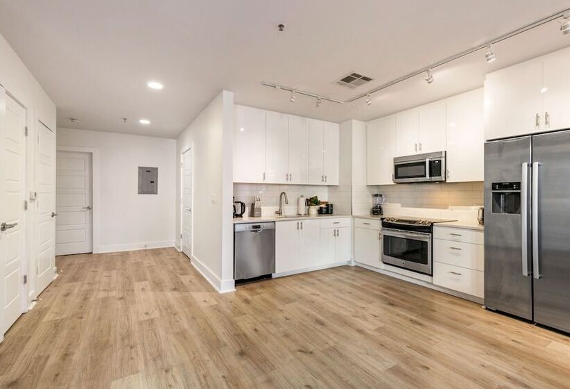 The Big Easys Finest 4br Condo In Nola