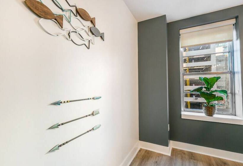 The Big Easys Finest 4br Condo In Nola