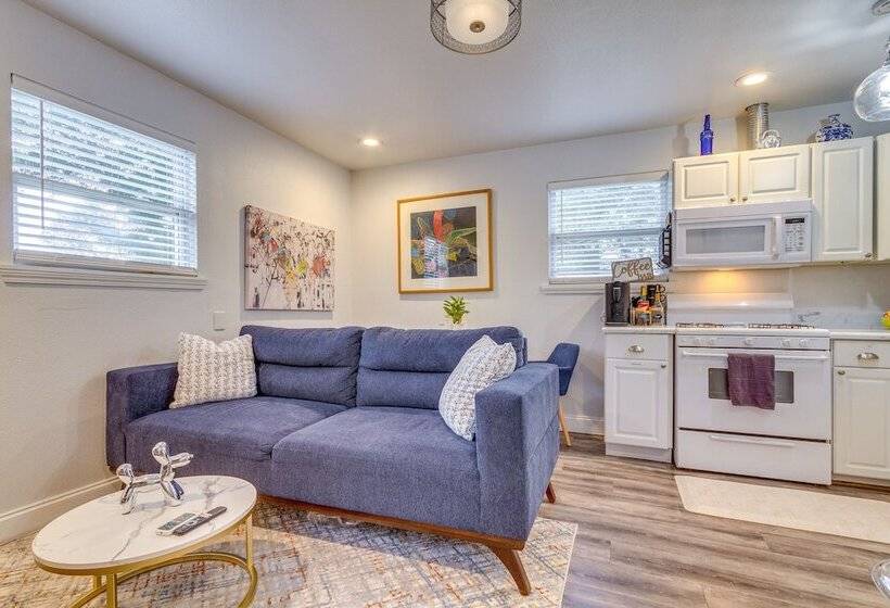 The Dragonfly House    Walk To Downtown Pensacola