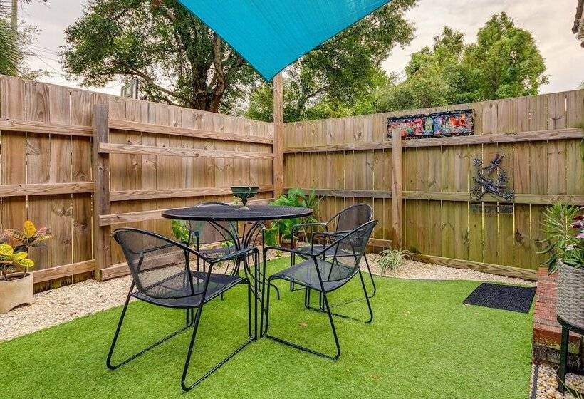 The Dragonfly House    Walk To Downtown Pensacola