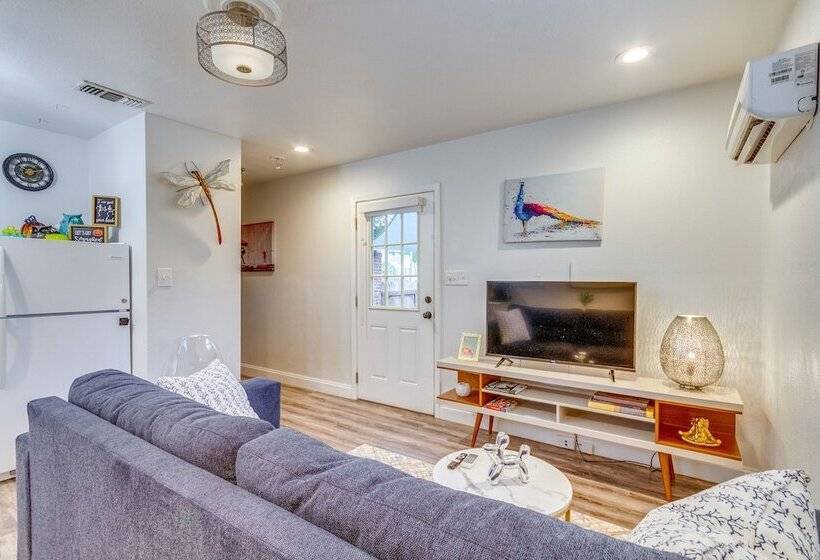 The Dragonfly House    Walk To Downtown Pensacola