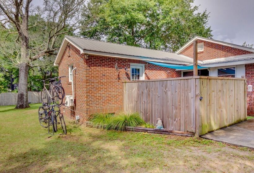 The Dragonfly House    Walk To Downtown Pensacola