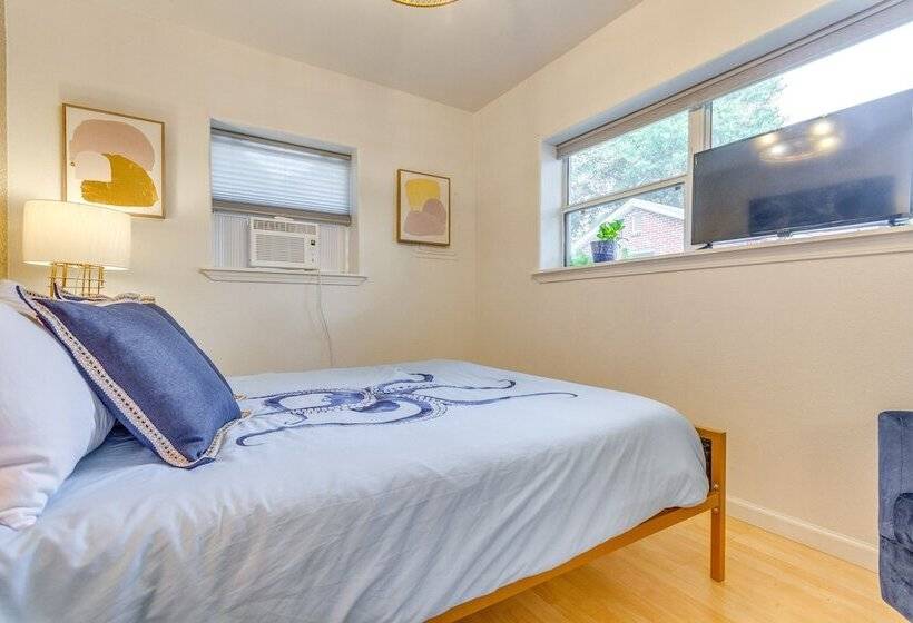 The Octopus House  In Pensacola Near Downtown!