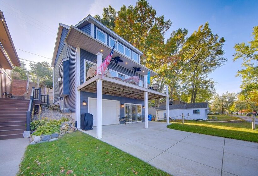 Tipton Home W/ Private Lakefront & Fire Pits!