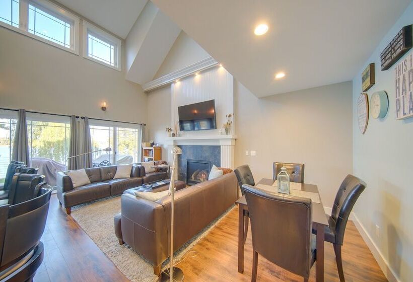 Tipton Home W/ Private Lakefront & Fire Pits!