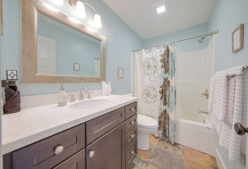 Tipton Home W/ Private Lakefront & Fire Pits!