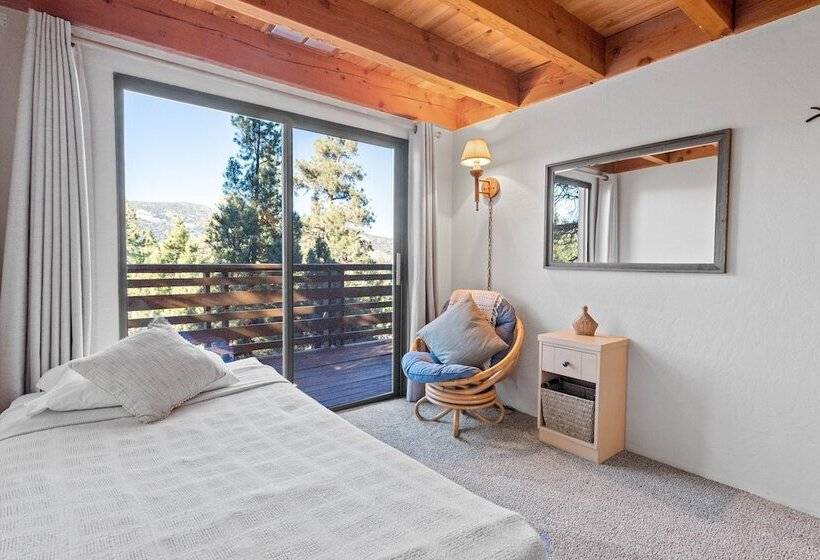 Treehouse On Rainbow