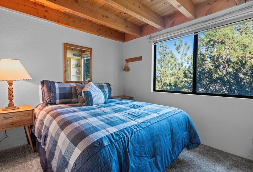 Treehouse On Rainbow