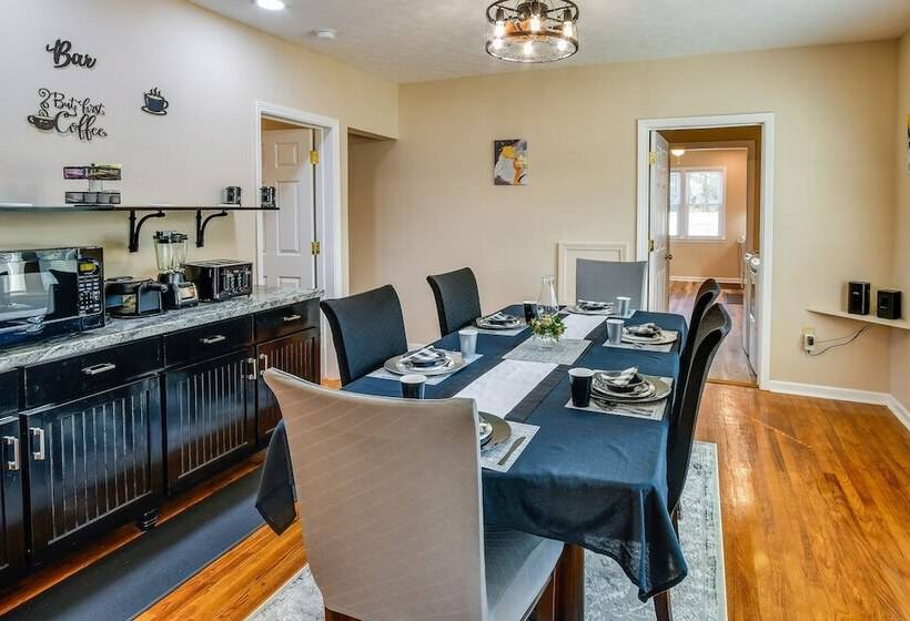 Tuskegee Countryside Retreat On 7 Acres!