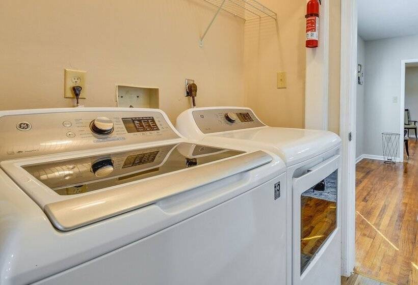 Tuskegee Countryside Retreat On 7 Acres!