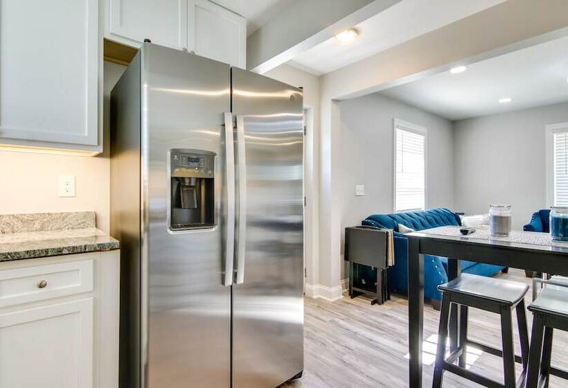 Updated Home Walk To Salisbury University!