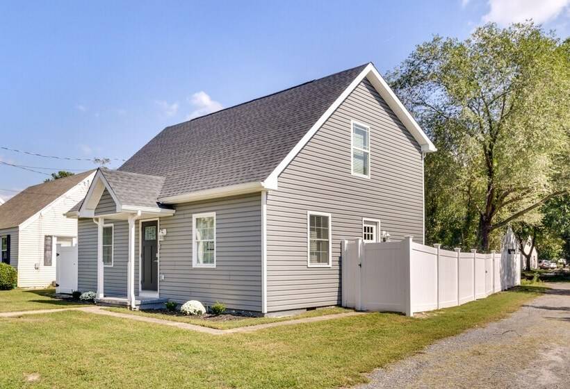 Updated Home Walk To Salisbury University!