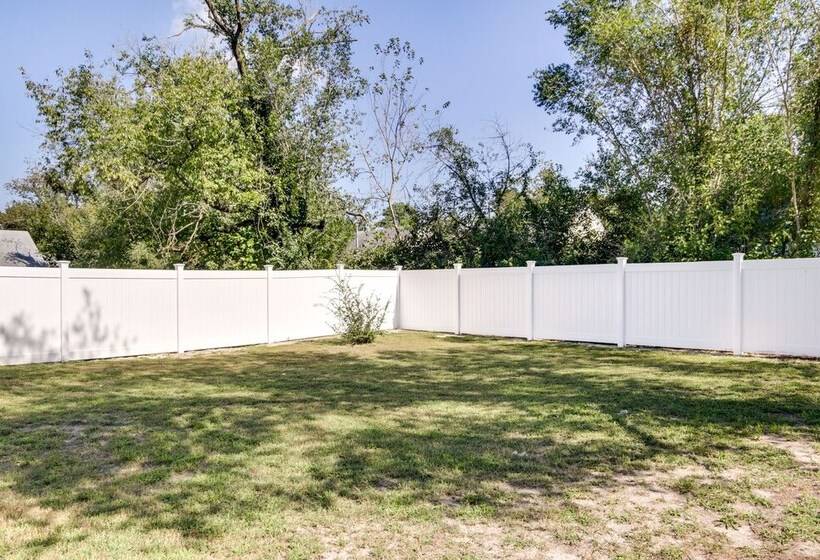 Updated Home Walk To Salisbury University!