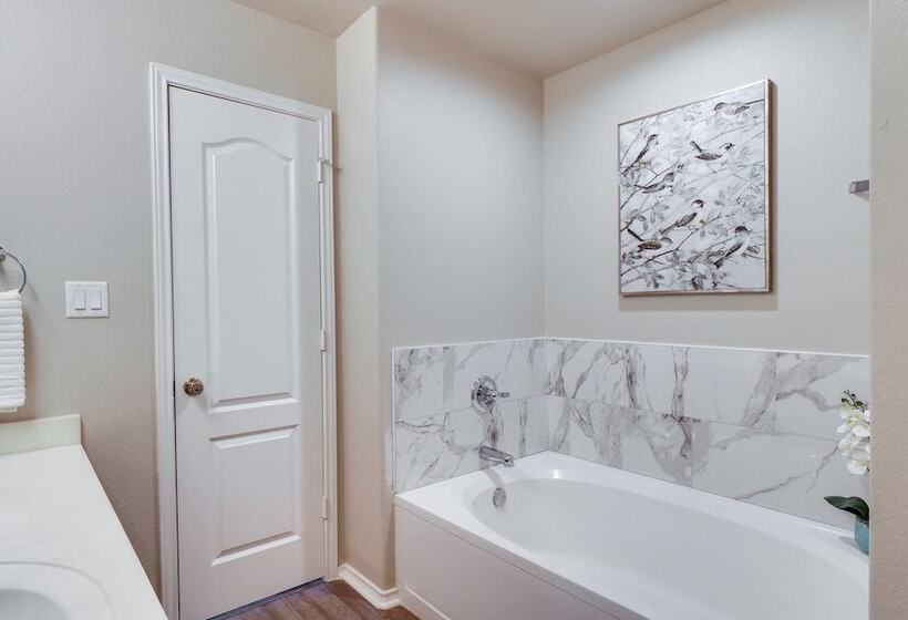 Vacation Paradise In Georgetown W/ Private Pool!