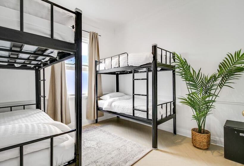 Venus Harbourside   Female Only Hostel