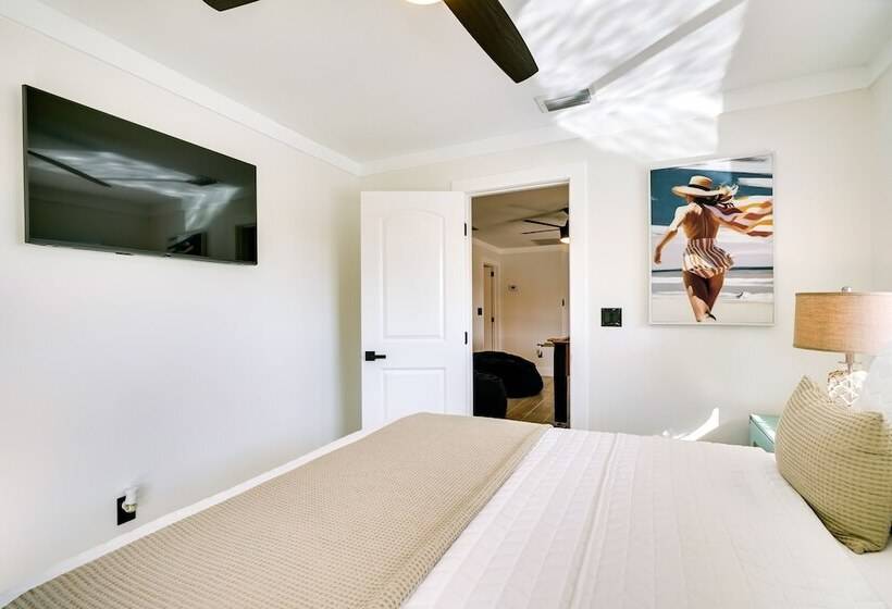 Waterfront Fort Myers Home: Private Pool & Dock