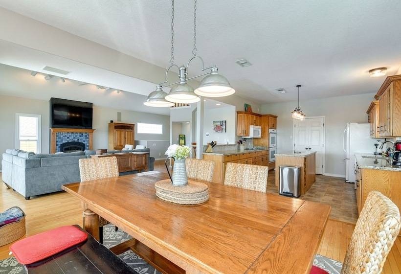 Waterfront Freeport Home: Deck & Private Boat Dock