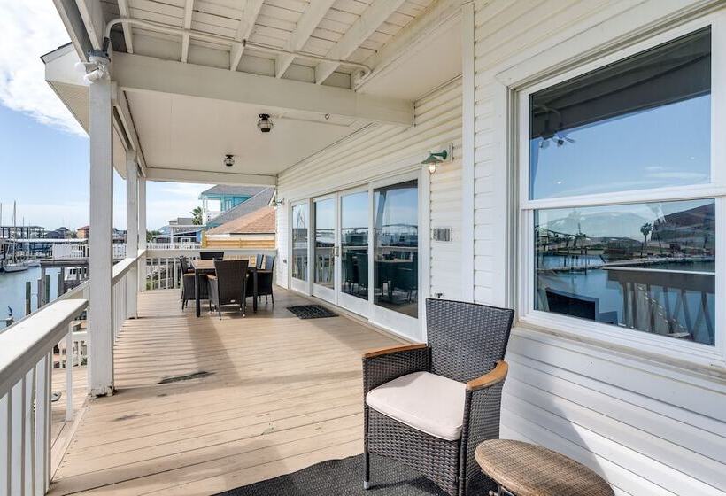 Waterfront Freeport Home: Deck & Private Boat Dock