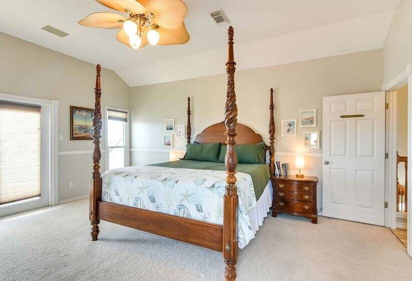 Waterfront Freeport Home: Deck & Private Boat Dock