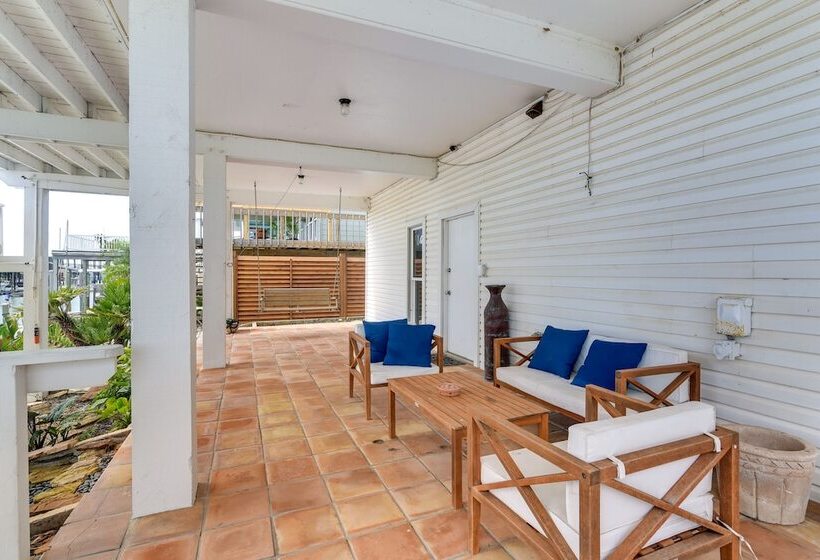 Waterfront Freeport Home: Deck & Private Boat Dock