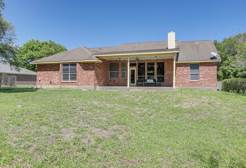 Waterfront Hitchcock Retreat W/ Kayaking Dock