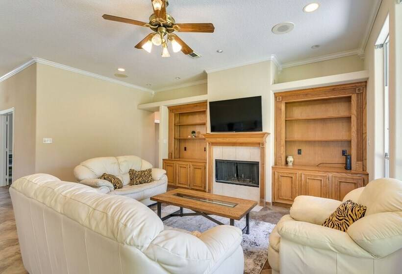 Waterfront Hitchcock Retreat W/ Kayaking Dock