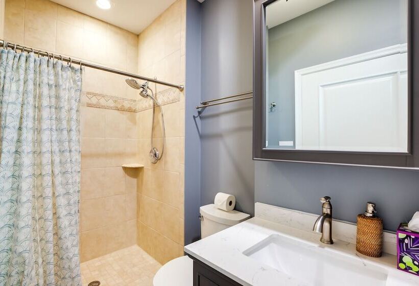 Waterfront Lusby Escape W/ Fire Pit & Kayaks!