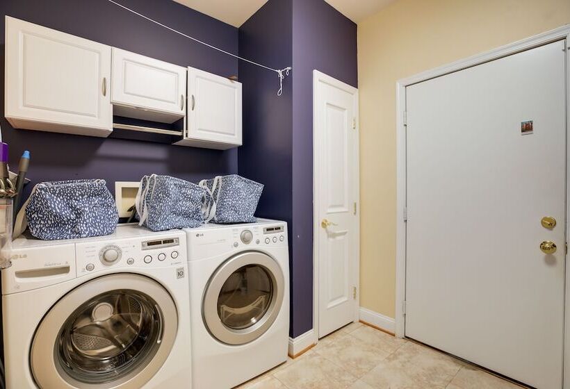 Waterfront Lusby Escape W/ Fire Pit & Kayaks!