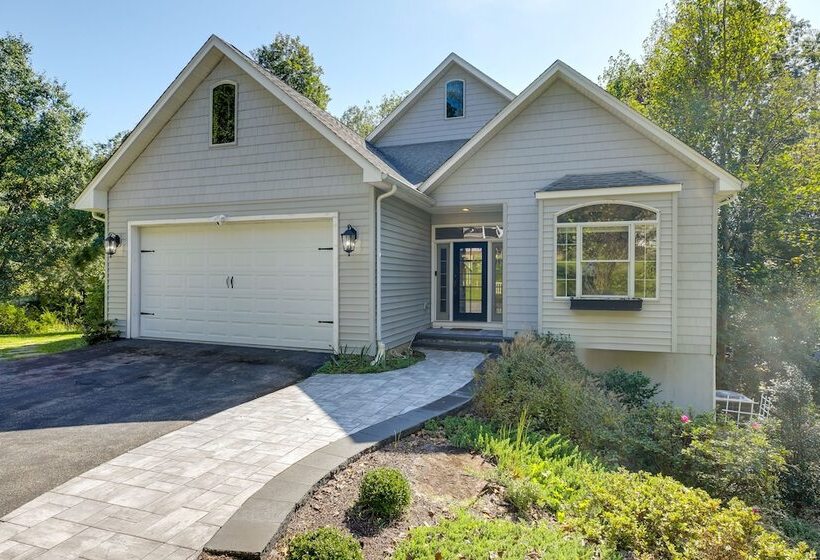 Waterfront Lusby Escape W/ Fire Pit & Kayaks!