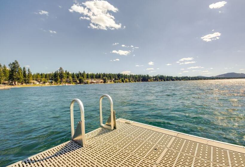 Waterfront Newport Home W/ Private Boat Dock!